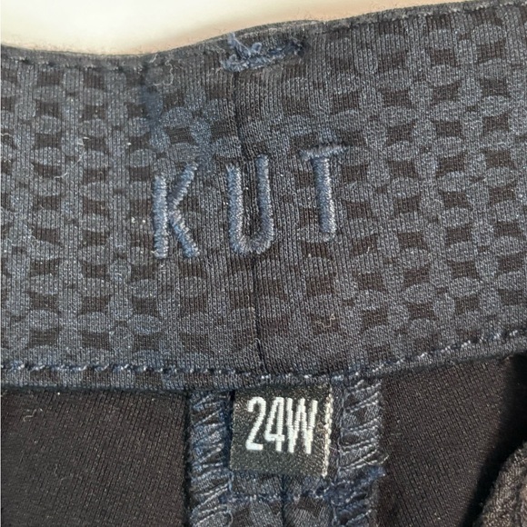 Kut From The Kloth Freyer Ponte Straight Leg Pants Navy/Black Print 24W - Picture 2 of 14